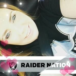 Meet your Posher, Felisha